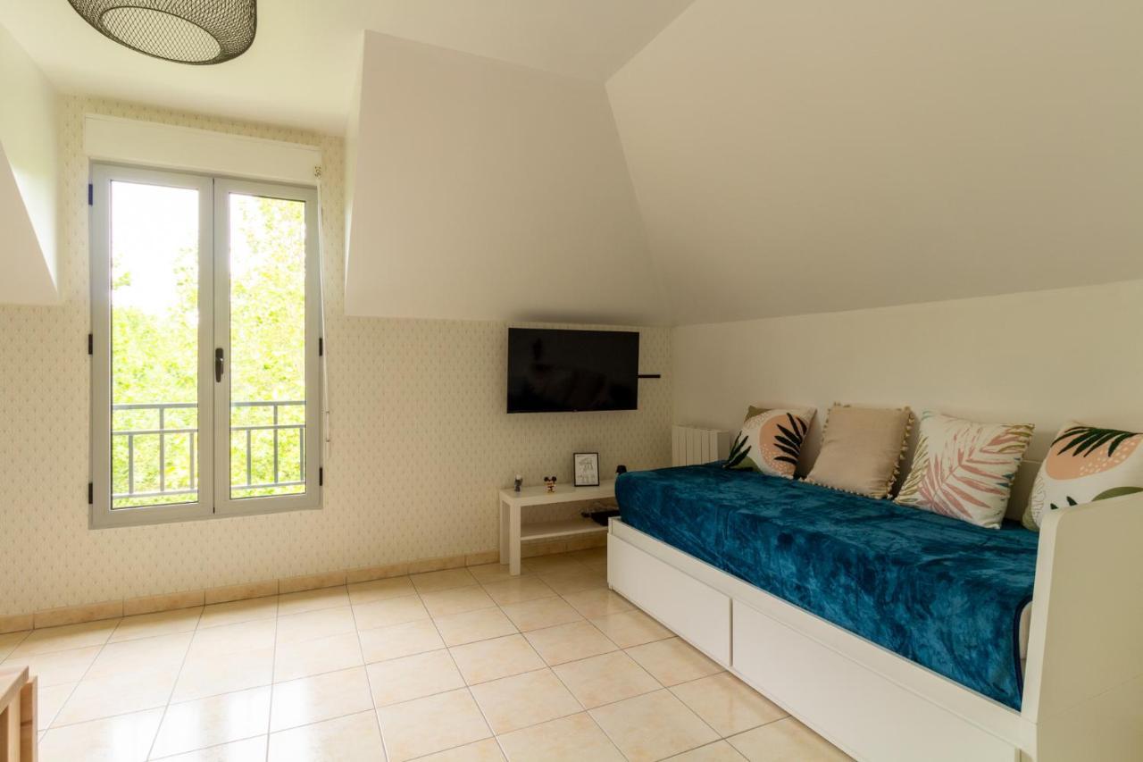 Apartament Le Bienvenue Bussy-Saint-Georges Zewnętrze zdjęcie